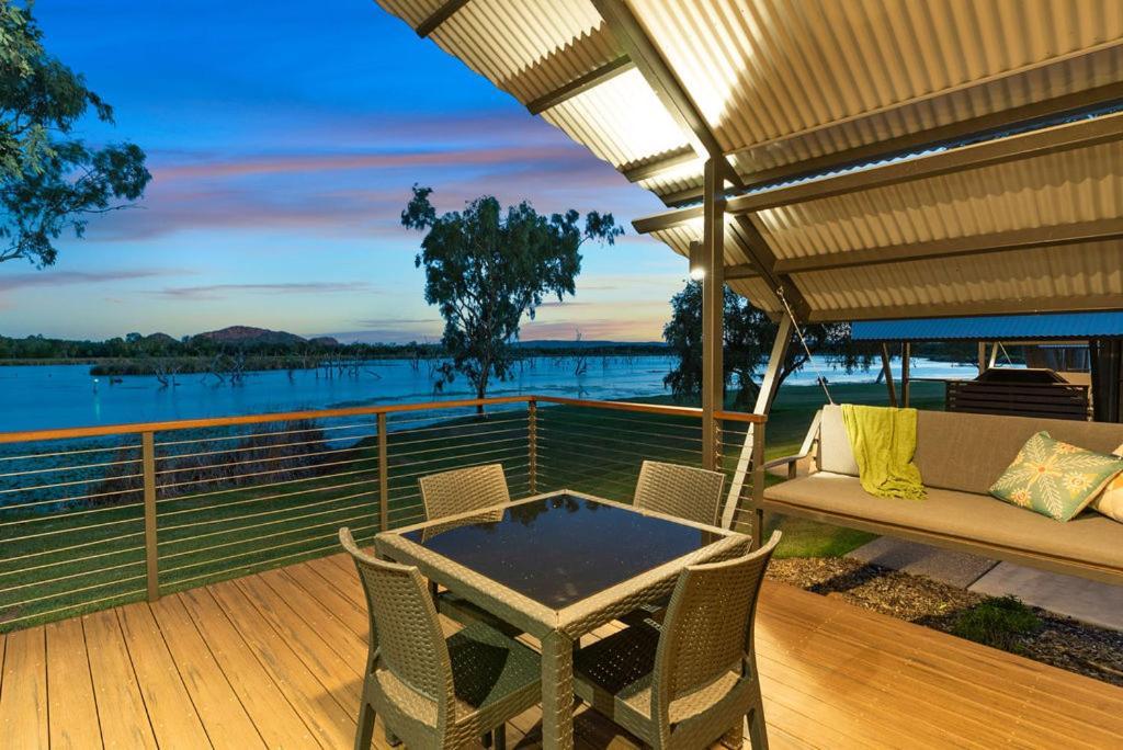 Kimberleyland Waterfront Holiday Park Kununurra Exterior photo